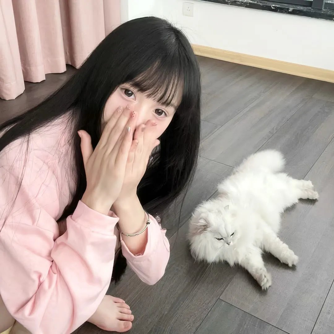 黑夜里的眼睛